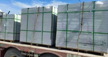 广东 芝麻白花岗岩地铺石装车日常