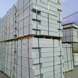 广东 芝麻白花岗岩路沿石，路缘石，路肩石，道牙，立缘石，马路牙子，街沿石，侧石等