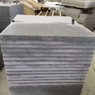 广东 芝麻白5公分火烧地铺成品，900*400，规格可定制