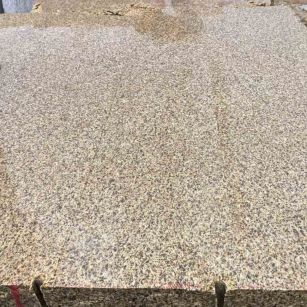 广东 黄金麻花岗岩石材方料
