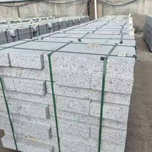 广东 白麻花岗岩路沿石，弧形路沿石，道牙石，马路牙子，界石，路缘石，平沿石，直岩石，平缘石等