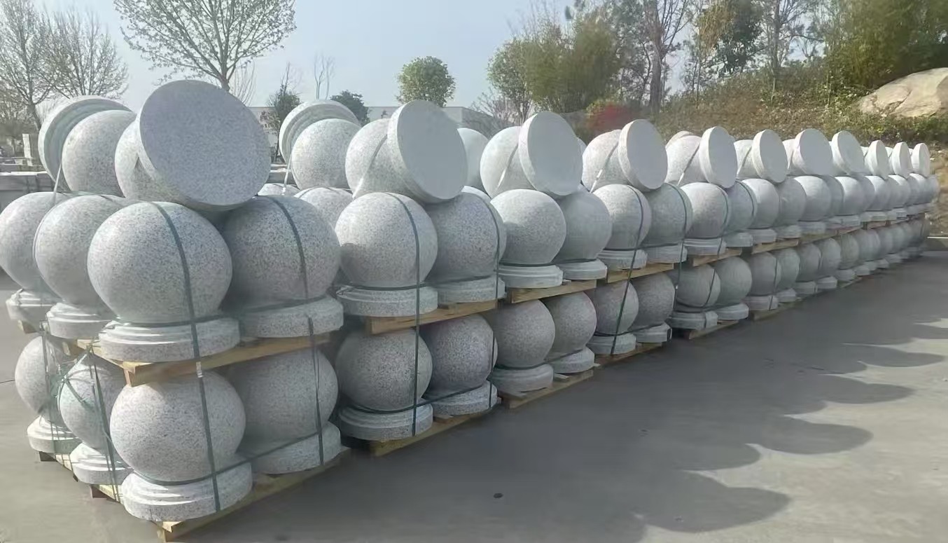 广东 白麻花岗岩石材圆球，石球，挡车球，隔离球，景观石球，风水球等