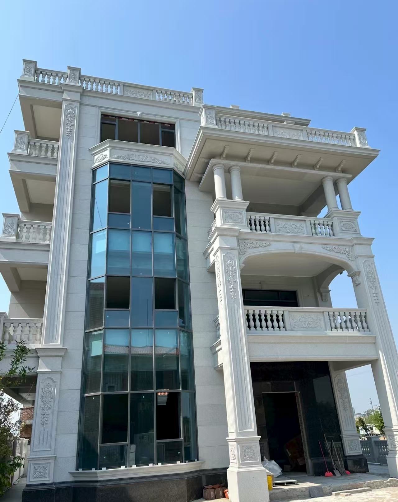 广东 白麻花岗岩别墅外墙干挂效果展示