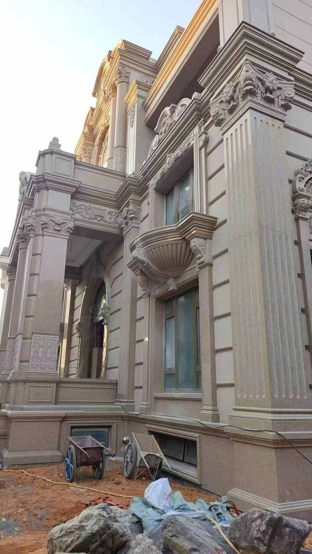 广东 黄金麻花岗岩光面别墅外墙干挂施工完成