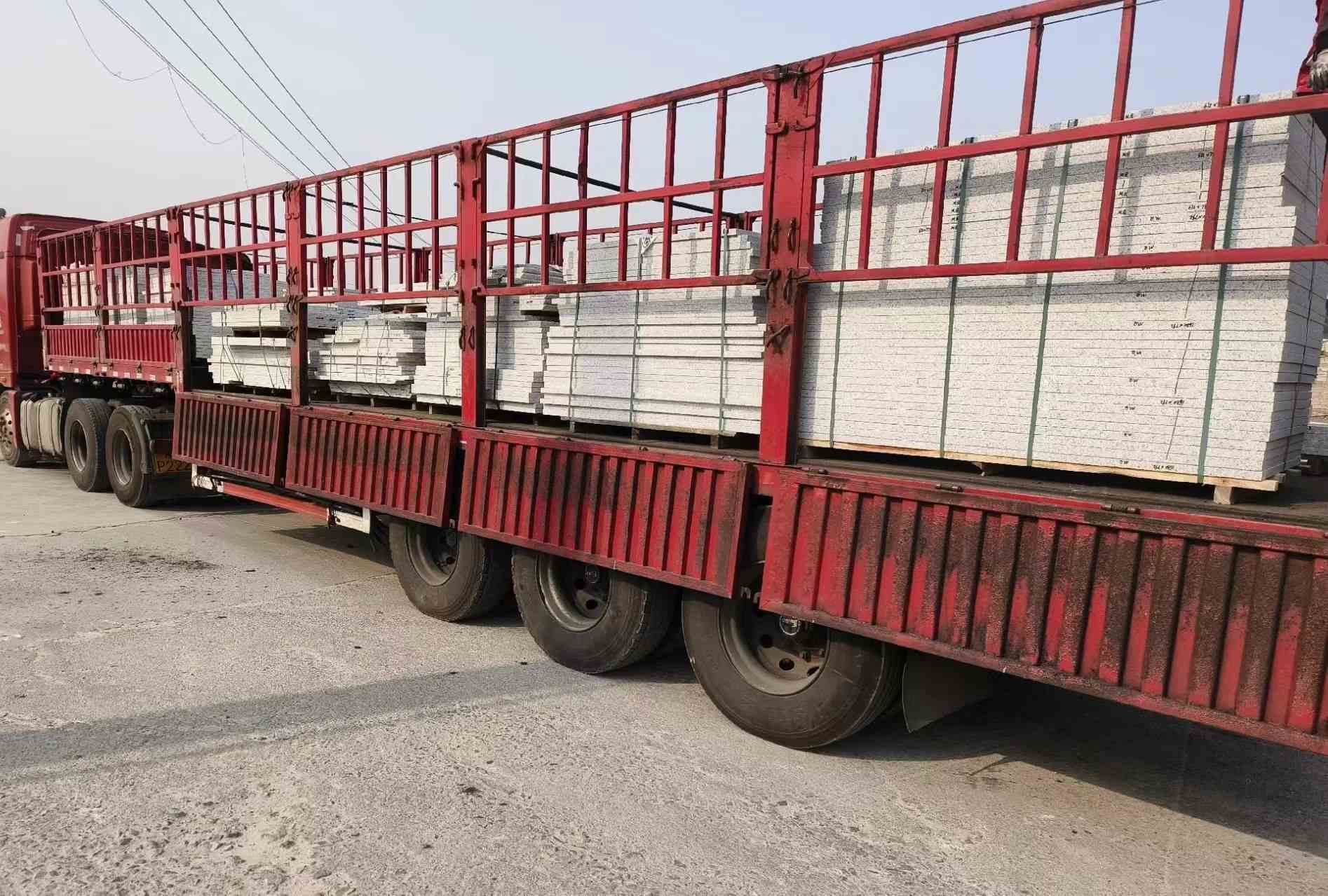 广东 白麻荔枝面外墙干挂，工厂装车日常