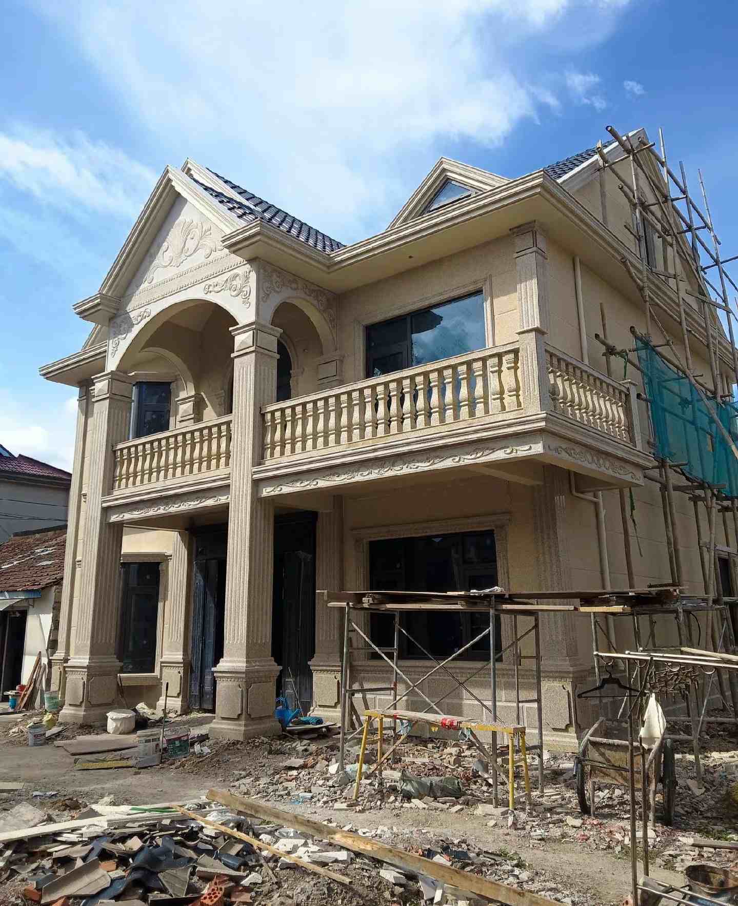 广东 黄金麻花岗岩石材私人别墅雕花门楼柱阳台栏杆