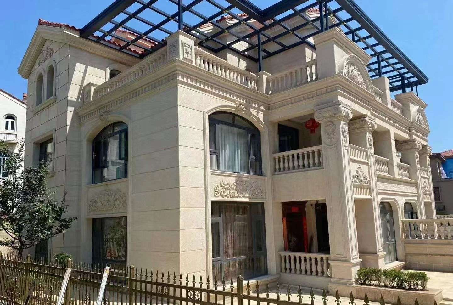 广东 黄金麻花岗岩荔枝面别墅外墙干挂