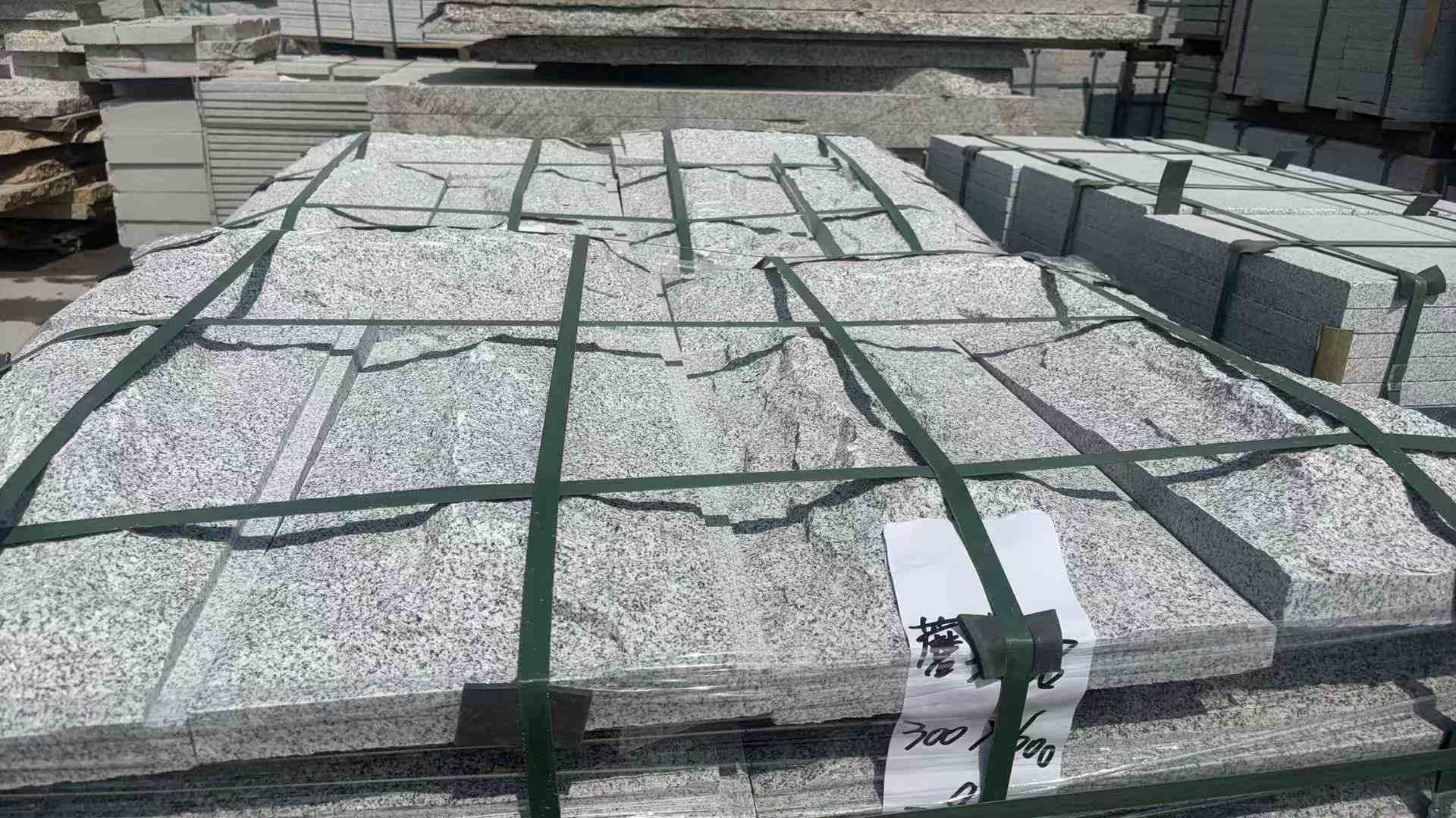 广东 芝麻白蘑菇石成品