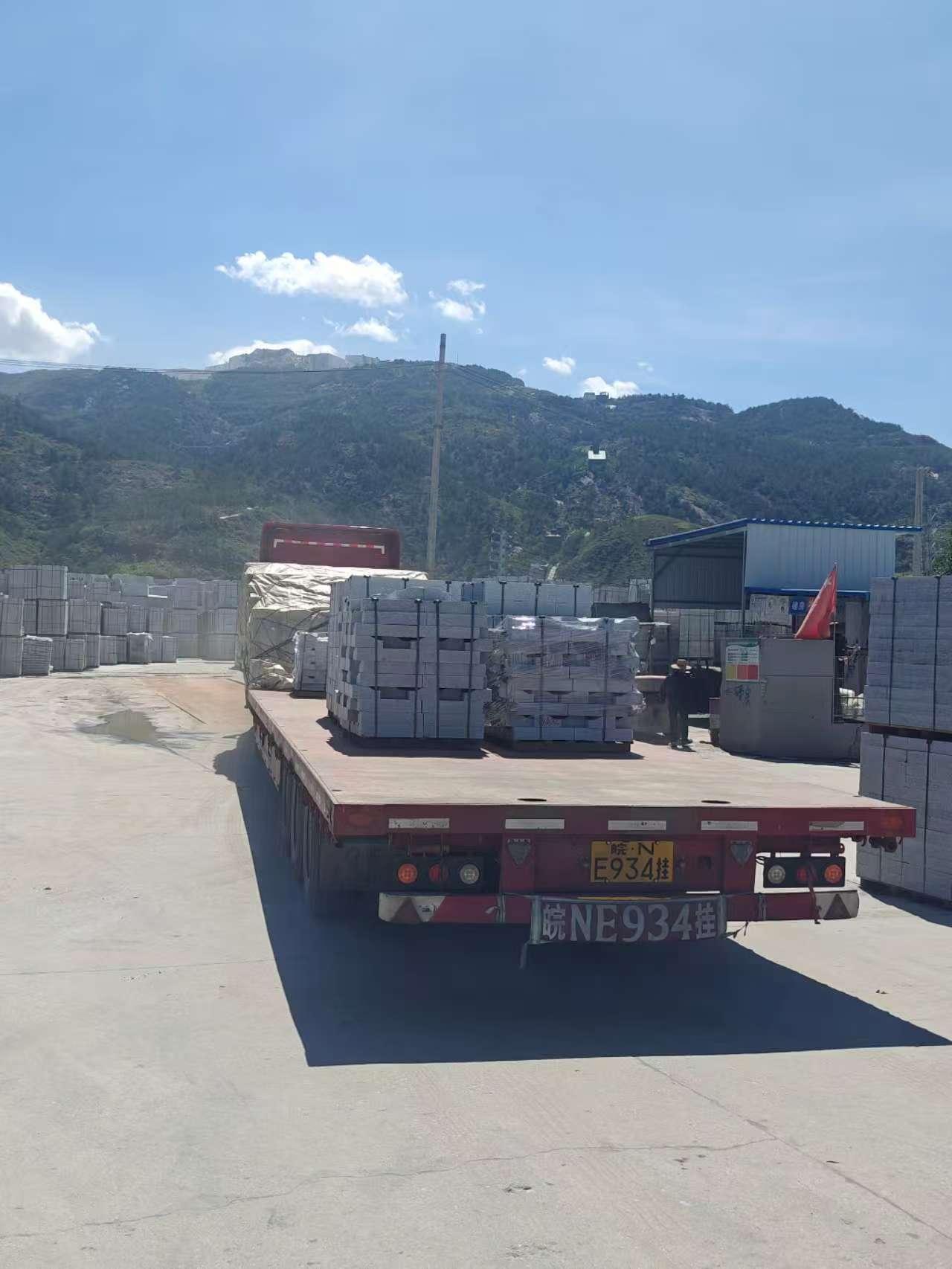 广东 芝麻白仿形路沿石，直形路沿石