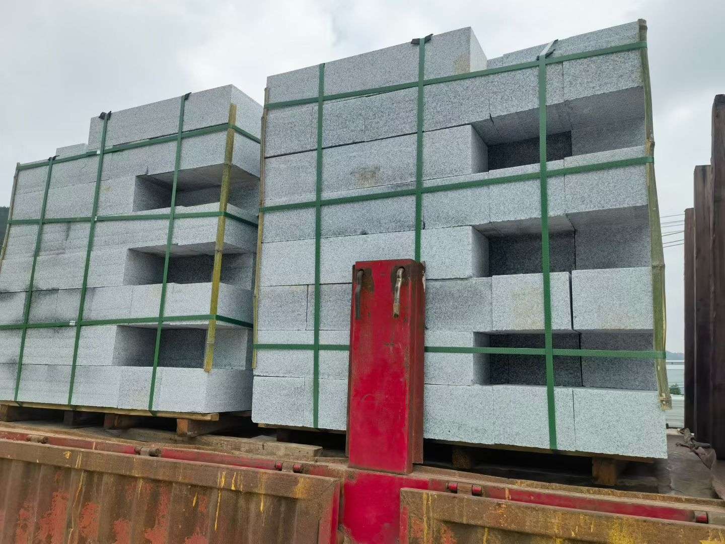 广东 芝麻白花岗岩路沿石，平石，路侧石，马路牙子，路缘石，立缘石，平缘石等