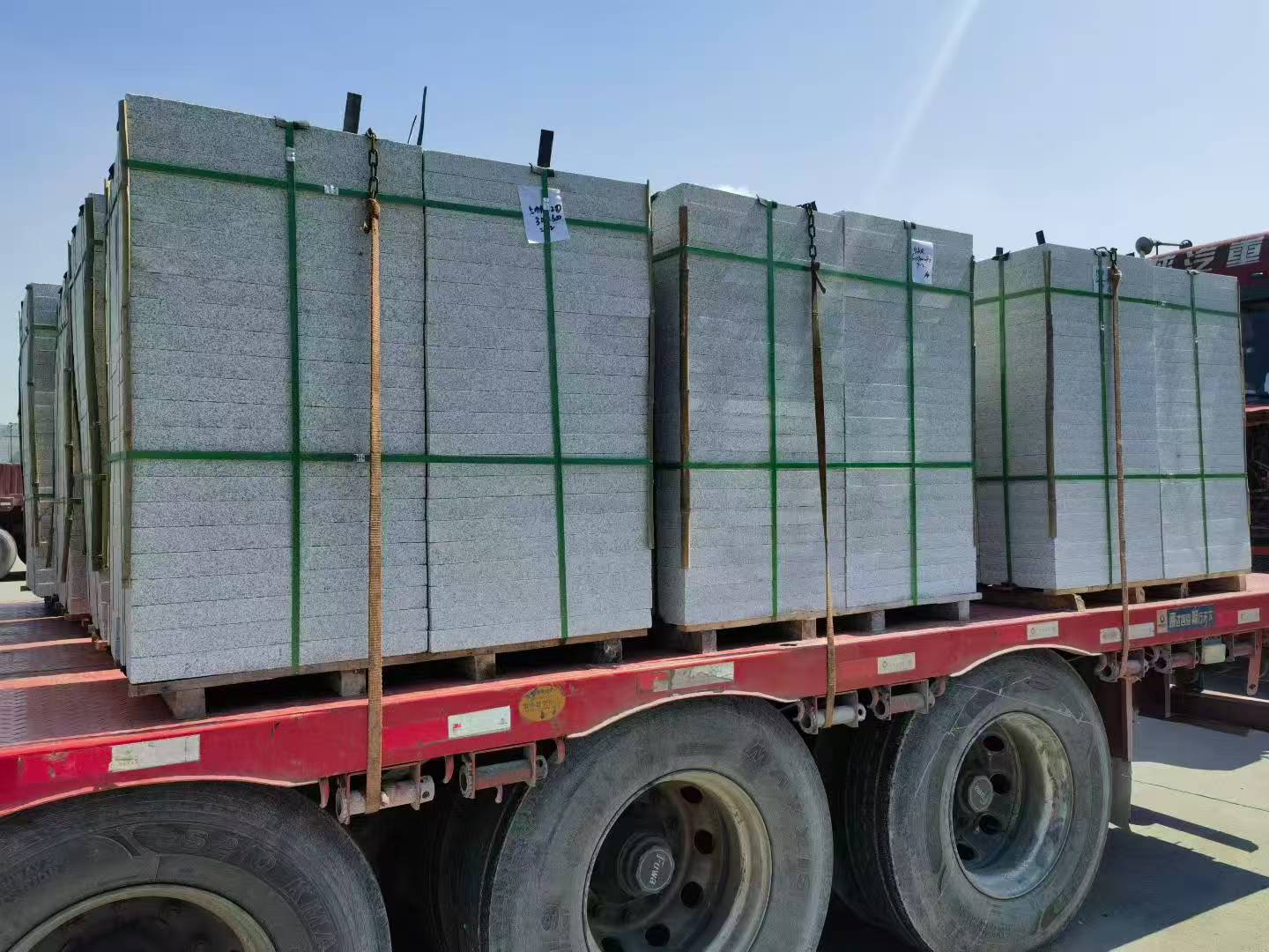 广东芝麻白花岗岩出货日常地铺石