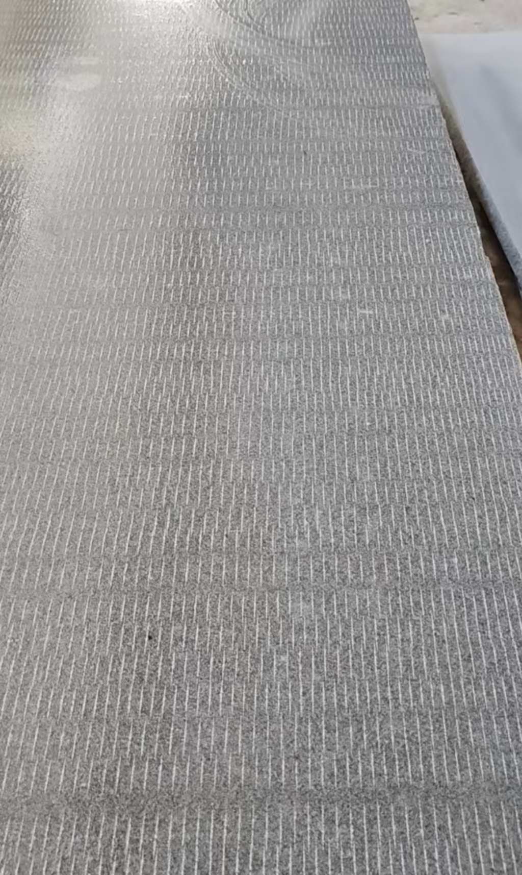 广东 芝麻灰花岗岩斧剁面，刀斩面