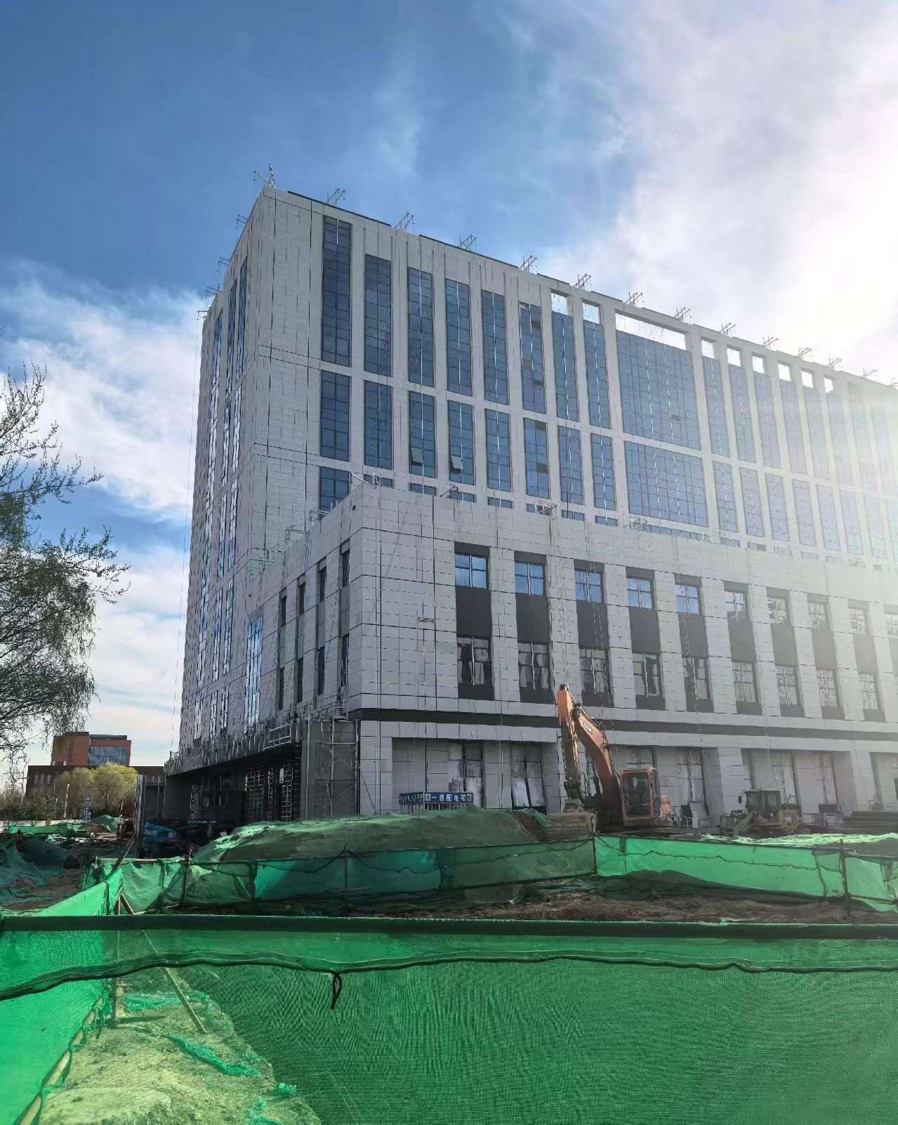 广东 白麻花岗岩石材外墙干挂