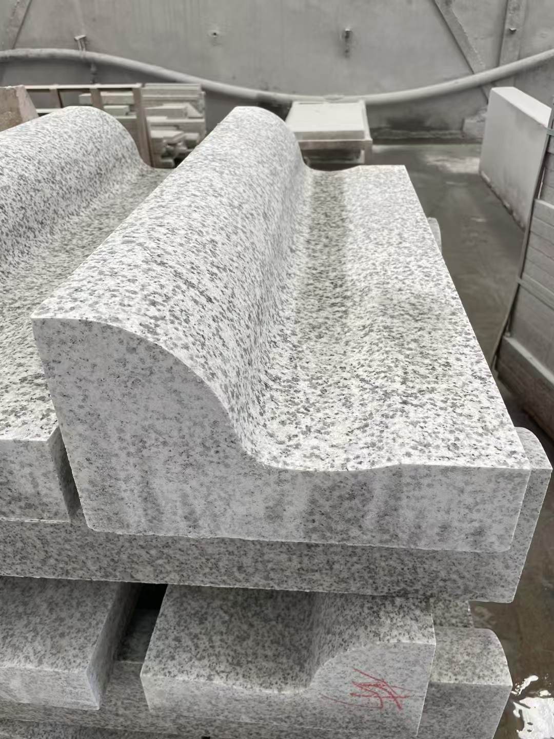 广东 白麻花岗岩S型路沿石，路侧石，马路牙子等